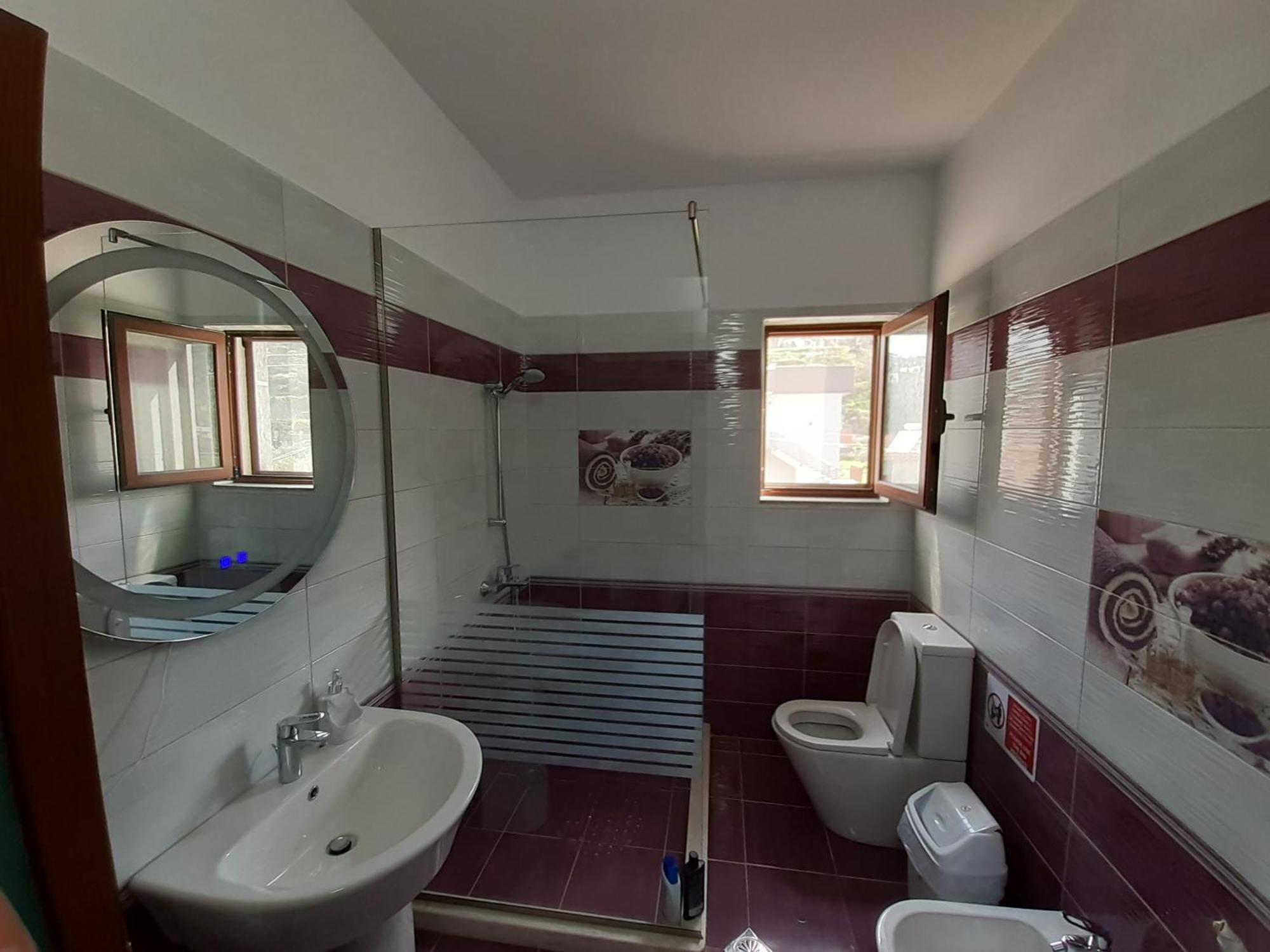 Villa Ari Berat Luaran gambar