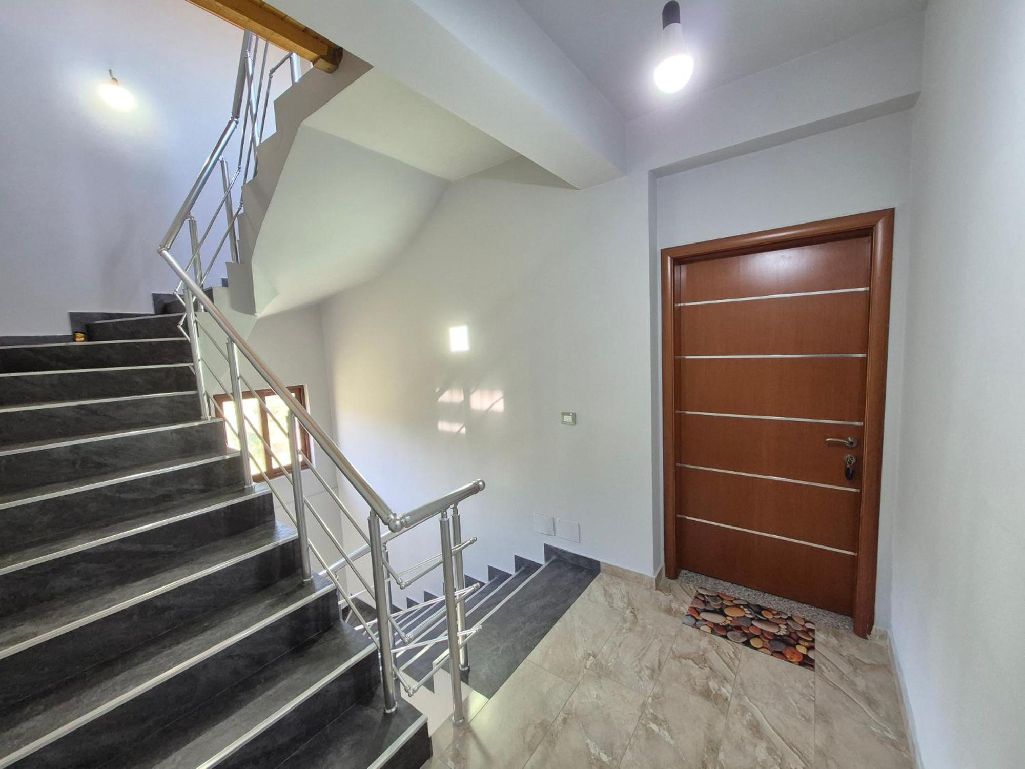Villa Ari Berat Luaran gambar